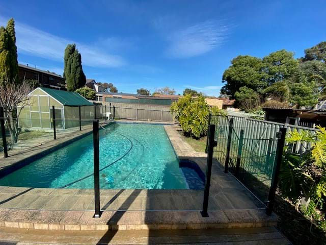 Custom Combination Glass Fencing