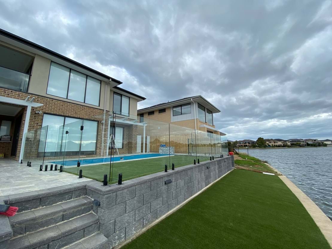 Frameless Glass Fencing in Melbourne