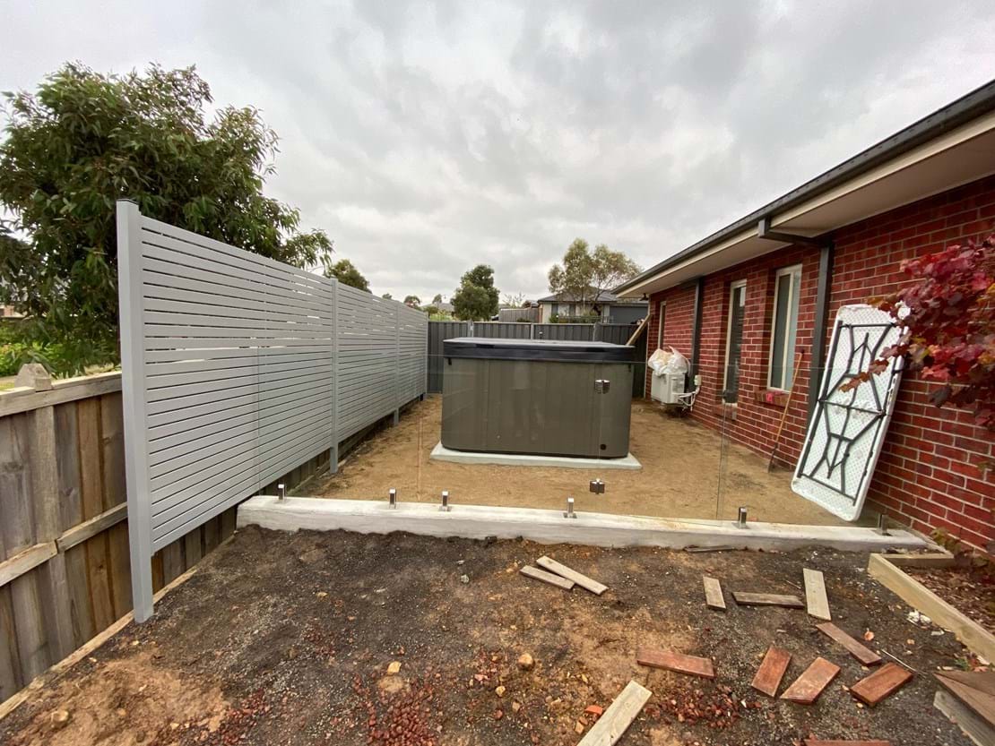 Combination Fencing in Melbourne