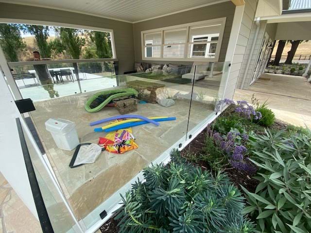 Frameless Glass Fencing Strath Creek