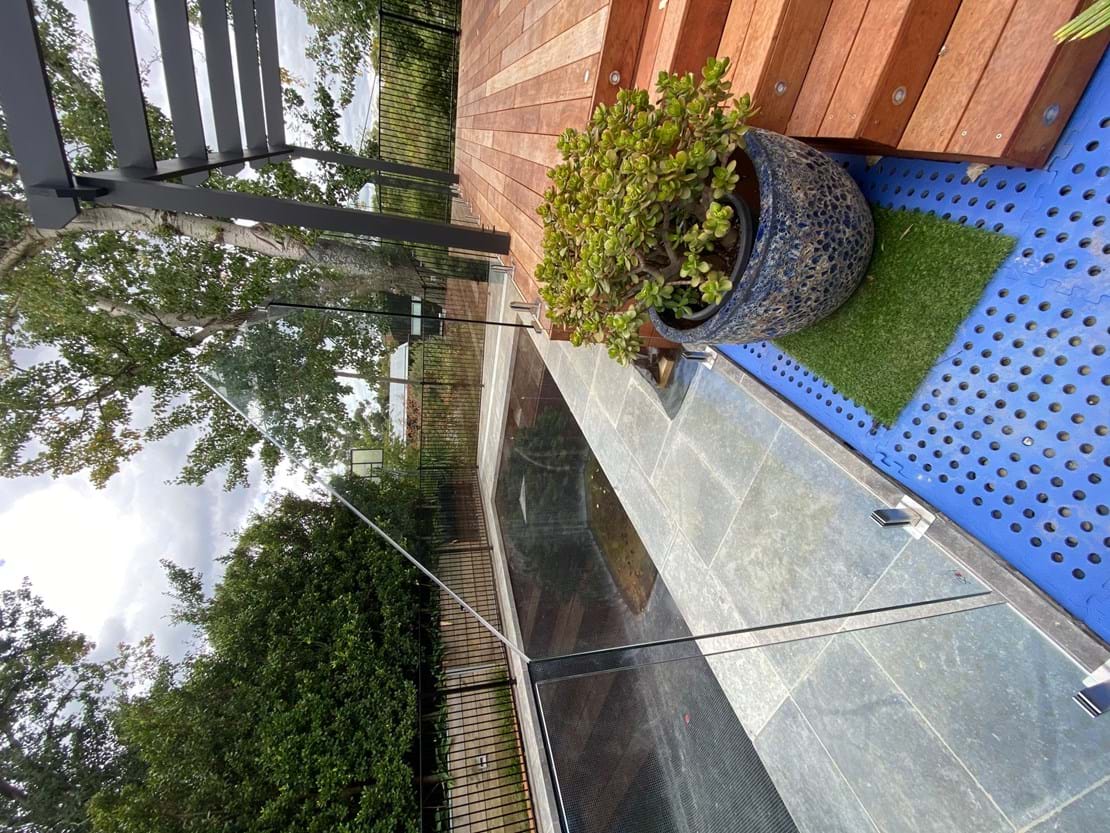 Fence install for Jim in Surrey Hills Combination Fence, Frameless and aliminium. Custom glass rake panel Custom Aluminium rake panel