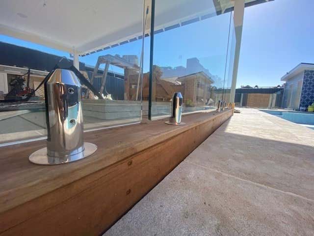 OKE Pool and Spa Frameless Fencing