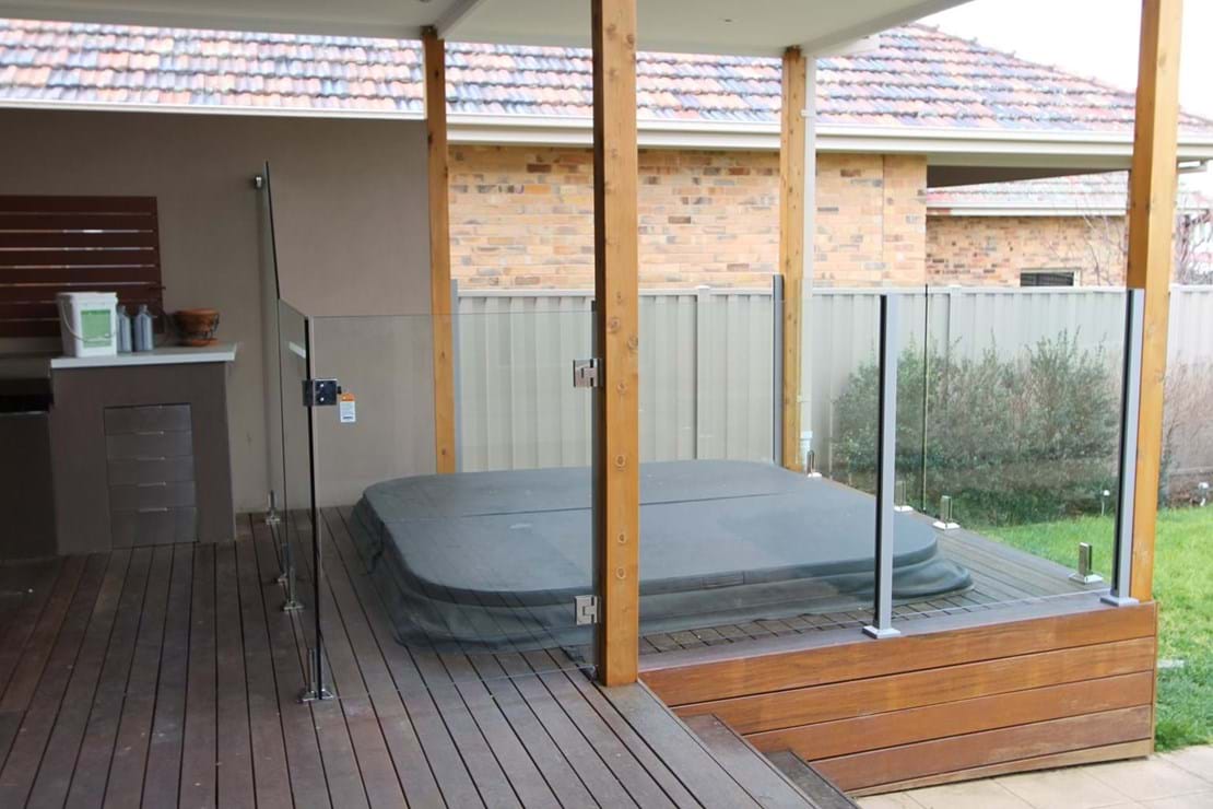 Combination Fencing in Melbourne